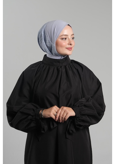 Hürrem Bone Gri Pratik Hazır Geçmeli Tesettür Eşarp Sandy Arkadan Çıtçıtlı Piliseli Hijab 2406 15 Gri