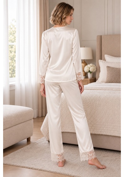 Loule Kadın Ekru Dantel Yaka Uzun Kollu Saten Pijama Takımı Düğmeli