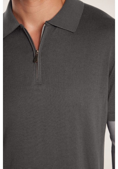 Tudors Erkek Slim Fit Dar Kesim Pamuklu Örme Triko Fermuarlı Füme Polo Yaka Tişört-42602