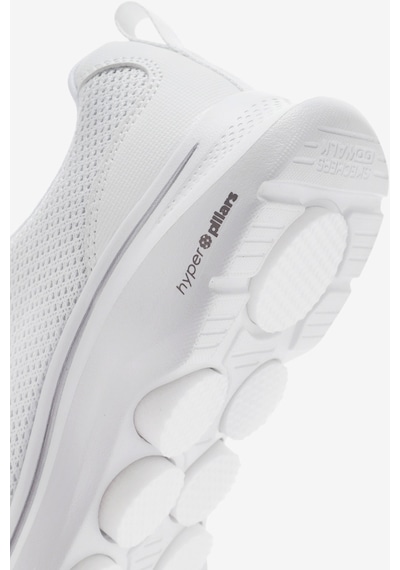 Skechers Go Walk 7 - Clear Path Kadın Beyaz Yürüyüş Ayakkabısı 125207 Wht Beyaz
