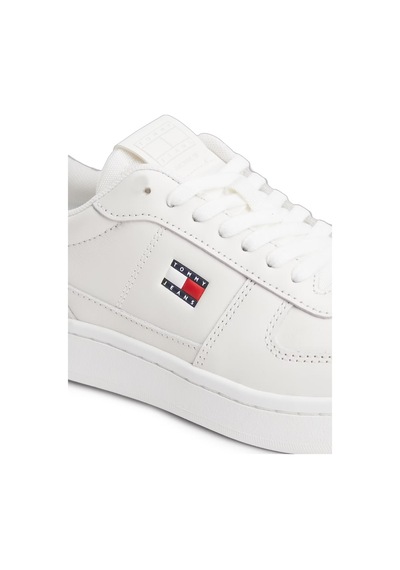 Tommy Hilfiger Kadın Marka Logolu Günlük Kullanıma Uygun Ekru Sneaker En0en03131 Ybl