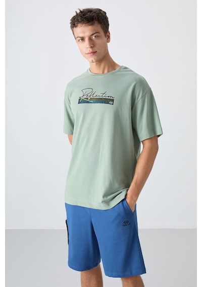Tommy Life Açık Yeşil Pamuklu Kalın Yumuşak Dokulu Oversize Fit Baskılı Erkek T-shirt - 88334 CAMEL Tommy Life Açık Yeşil Pamuklu Kalın Yumuşak Dokulu Oversize Fit Baskılı Erkek T-shirt - 88334 CAMEL