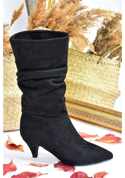 Fox Shoes Siyah Süet Kısa Topuklu Büzgülü Kadın Bot L404810602