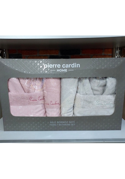 Pierre Cardin 6 Parça Jakarlı Aile Bornoz Seti-logo Soft Decorose Açık Gri - Pembe Pierre Cardin 6 Parça Jakarlı Aile Bornoz Seti-logo Soft Decorose Açık Gri - Pembe