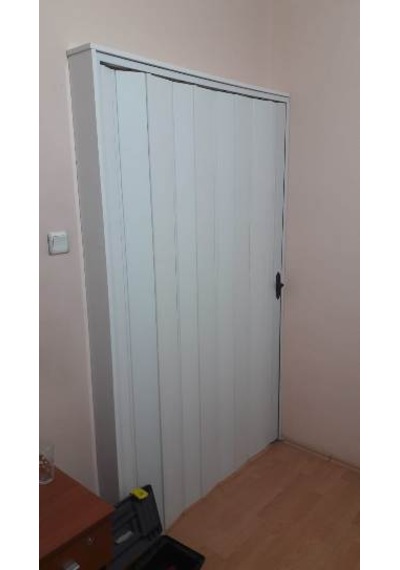 Penguen Akordiyon Kapı Beyaz Renk En 88-102 Cm Arası Boy 220 Cm