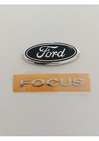 Focus+2+hatchback+arka+bagaj+arması+focus+bagaj+yazısı+