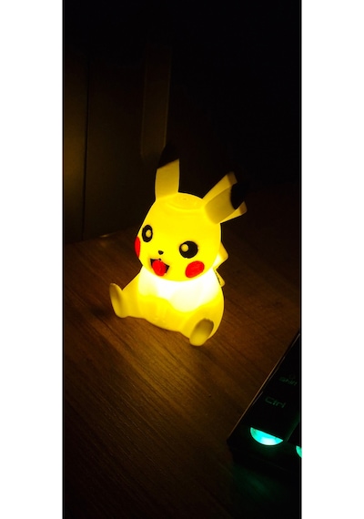 Pokemon Pilli Pikachu Masa Lambası