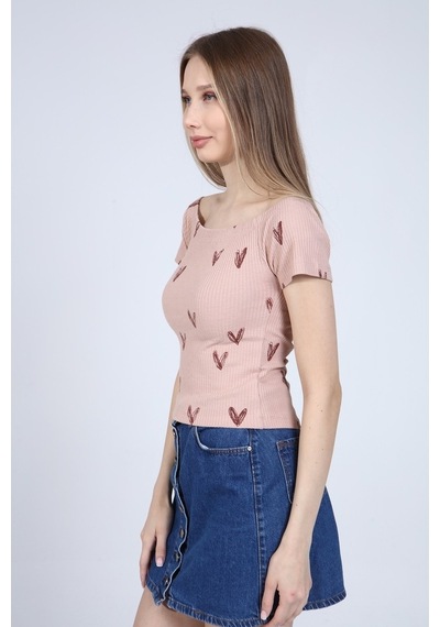 Neslice Kadın Madonna Yaka T-Shirt