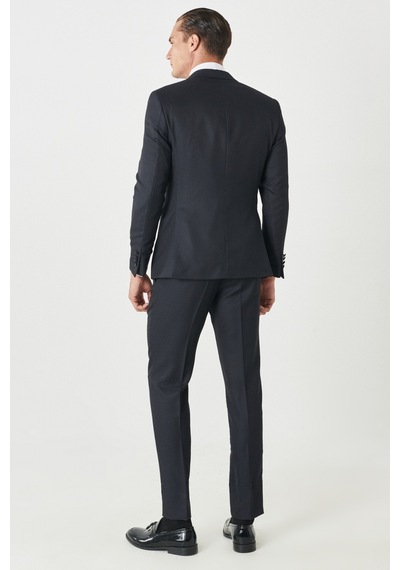 Ac&Co / Altınyıldız Classics Slim Fit Dar Kesim Kırlangıç Yaka Desenli Yelekli Smokin Takım Lacivert