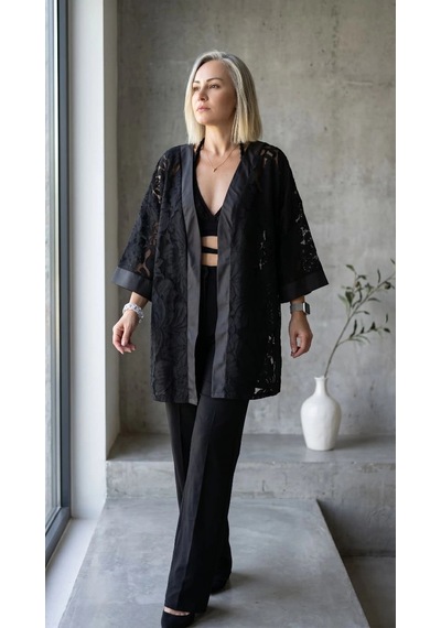 Byemelika Tül Üzerine Nakışlı Çiçek Desen Dantel Kimono Siyah