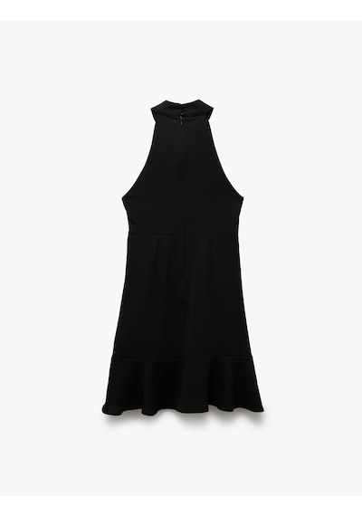 Koton Aerobin Kumaş Kolsuz Halter Yaka Mini Elbise Siyah 5sak80044pw Siyah Koton Aerobin Kumaş Kolsuz Halter Yaka Mini Elbise Siyah 5sak80044pw Siyah