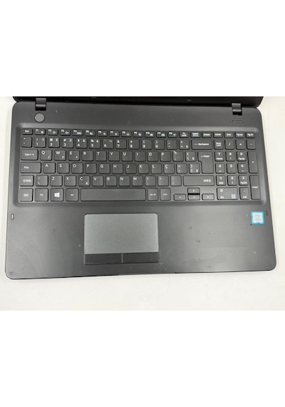 Samsung NP300ESL i3-6006U 12 GB 128 GB SSD 15.6" W11P Dizüstü Bilgisayar (Outlet)