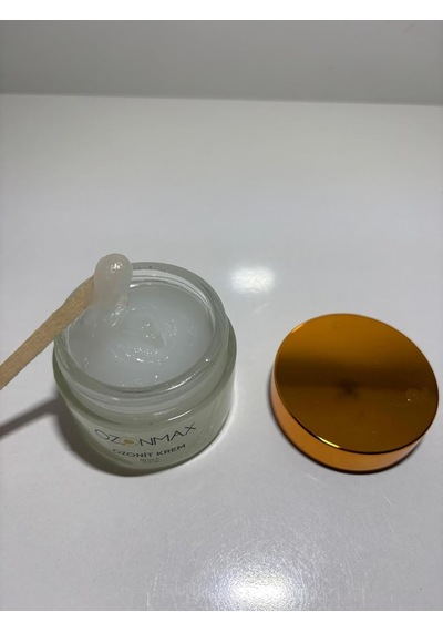 Ozonit Krem 50 Ml - Cildin Oksijen Seviyesini Üç Katakadar Artırırı Ve Cilt Tonunu Eşitler Akne Leke Gibi Cilt Problemlerinde Kullanılır.
