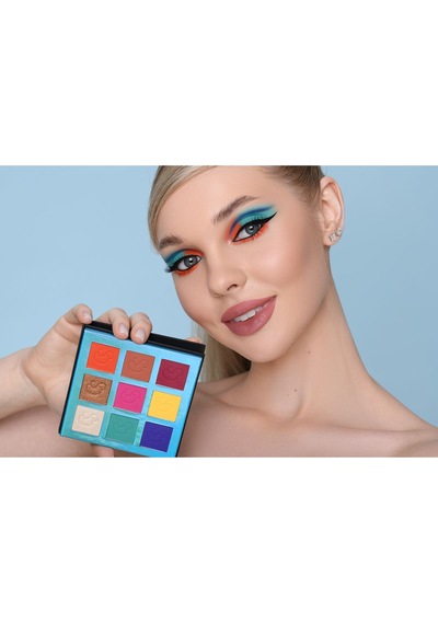 Cocosh She Colorful 9 Renk Göz Farı Paleti, Yüksek Pigmentasyon, Topaklanmaz, Kolay Dağılım - 9 Color Diğer