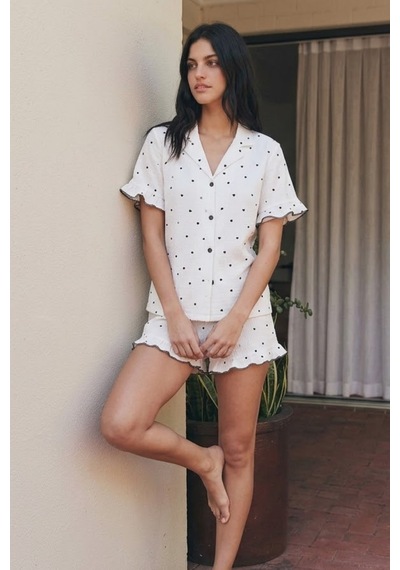 Kadın Esnek Şortlu Bol Beyaz Pijama Takımı