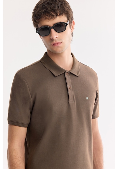 Avva Erkek Kahverengi Kıvrılmaz Polo Yaka %100 Pamuk Basic Regular Fit T-shirt B001032
