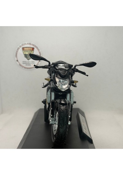 Ducati Streetfighter Giant Siyah Model Motosiklet 1:12 Ölçekli