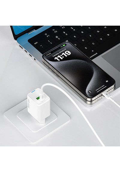 Recci Rc108e Gan Teknolojili Hızlı Şarj Başlığı Type-c To Type-c Pd 45w Kablolu Şarj Seti Beyaz