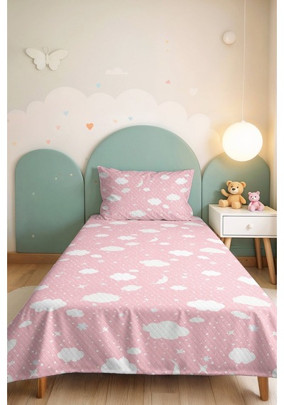 Evimde Bambaşka Pembe Bulut Ay Yıldız Kız Çocuk Pike Takımı - Pastel Gökyüzü Bebek Odası Yatak Örtüsü - 160x220 CM Evimde Bambaşka Pembe Bulut Ay Yıldız Kız Çocuk Pike Takımı - Pastel Gökyüzü Bebek Odası Yatak Örtüsü - 160x220 CM