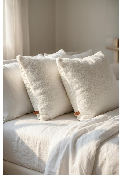Teddy Puffy Kırlent Kılıfı 2'li 43x43 Beyaz Çok Renkli