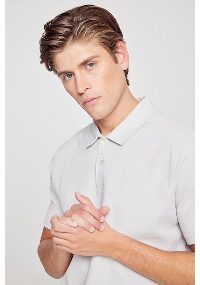 AC&Co / Altınyıldız Classics Erkek Grı %100 Pamuk Slim Fit Dar Kesim Polo Yaka Jakarlı Triko Tişört Gri AC&Co / Altınyıldız Classics Erkek Grı %100 Pamuk Slim Fit Dar Kesim Polo Yaka Jakarlı Triko Tişört Gri