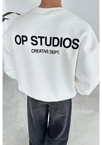 Beyaz Studios Creative Oversize Sweat Beyaz