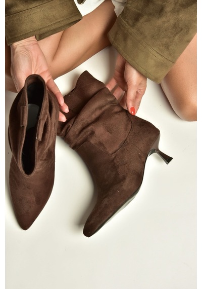 Fox Shoes Z282810502 Kahverengi Süet İnce Topuklu Büzgülü Kadın Bot