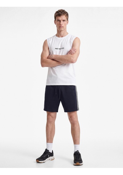 Koton Rahat Kalıp Kolsuz Bisiklet Yaka Arkası Baskılı Spor Atlet Beyaz 7wam30009nk