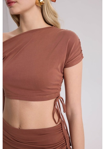 Mai Collection Mai Studios Co. Ivan Büzgülü Kahve Crop Etek Takım Kahve Mai Collection Mai Studios Co. Ivan Büzgülü Kahve Crop Etek Takım Kahve