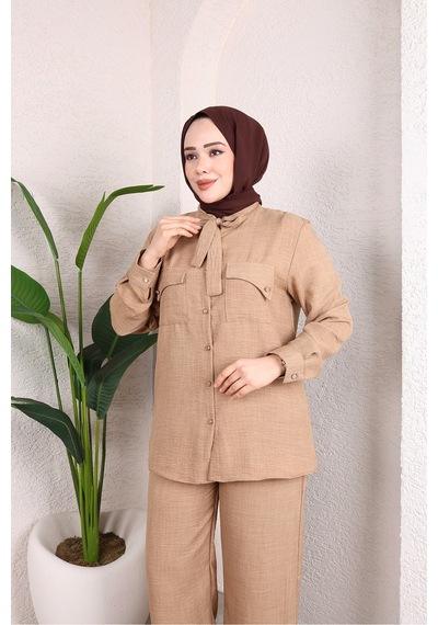 Hira Life Fashion Kadın Çift Cepli Önü Bağlamalı Düğmeli Tunik Pantolon Tessetür İkili Takım Vizon Vizon Hira Life Fashion Kadın Çift Cepli Önü Bağlamalı Düğmeli Tunik Pantolon Tessetür İkili Takım Vizon Vizon
