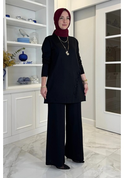 Rabia Şamlı Feryal Pantolonlu Triko Takım Siyah Normal