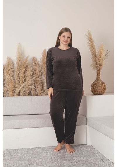 Büyük Beden Kırmızı Likralı Soft Kadife Pijama Takımı Vizon