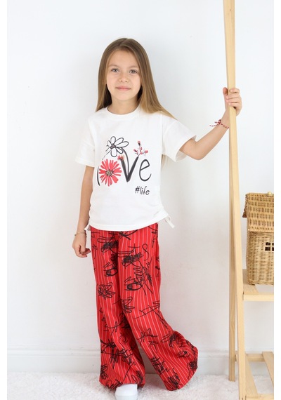 Fesshera Kız Çocuk ''love Life'' Baskılı Tişört & Çizgili Desenli Bol Pantolon Takımı Kırmızı Fesshera Kız Çocuk ''love Life'' Baskılı Tişört & Çizgili Desenli Bol Pantolon Takımı Kırmızı