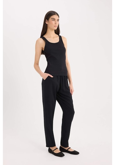DeFacto Harem Belmando Kumaş Pantolon Cepli Normal Bel Basic Düz Paça L3164AZ25SMBK81