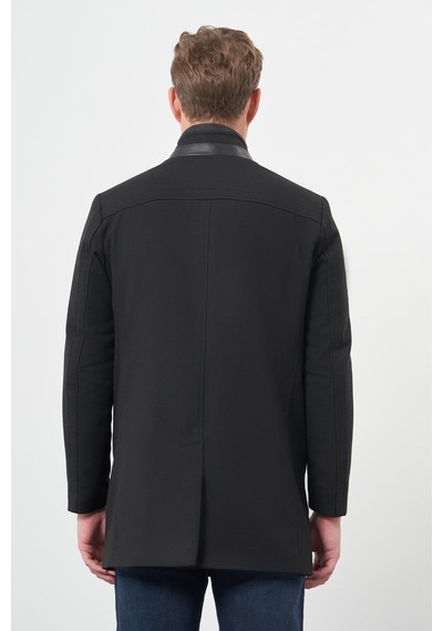 İmza Siyah Kaşe Kürklü Yaka Düz Tek Yırtmaç Tam Kapitone Astar Slim Fit Classic Palto 1005245102 Siyah İmza Siyah Kaşe Kürklü Yaka Düz Tek Yırtmaç Tam Kapitone Astar Slim Fit Classic Palto 1005245102 Siyah