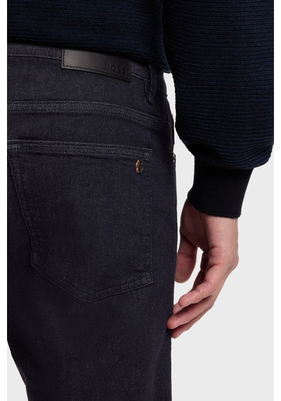 Boss Pamuklu Slim Fit Düz Paça Jeans Erkek Kot Pantolon 50553407 401 Lacivert