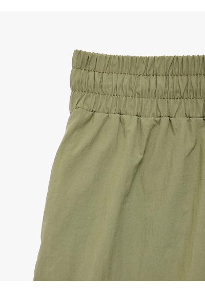 Koton Yüksek Bel Kargo Cep Detaylı Crinkle Paraşüt Kumaş Geniş Paça Spor Eşofman Altı Haki 7wak40017nw