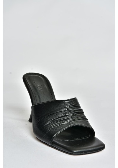 Fox Shoes Siyah Kalın Topuklu Kadın Terlik P590233809 Siyah-suni Deri Siyah