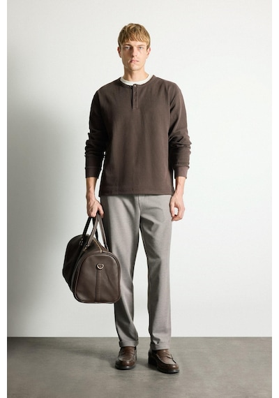 Defacto Regular Fit Waffle Dokulu Henley Yaka Uzun Kollu Basic Tişört I2067ax26aubn116 Kahve-bn116
