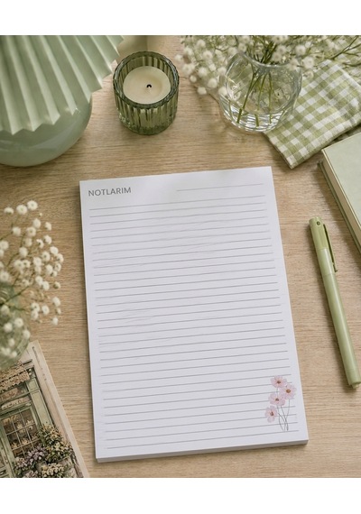 A4 Çizgili Pembe Çiçekli Defter Beyaz-pembe