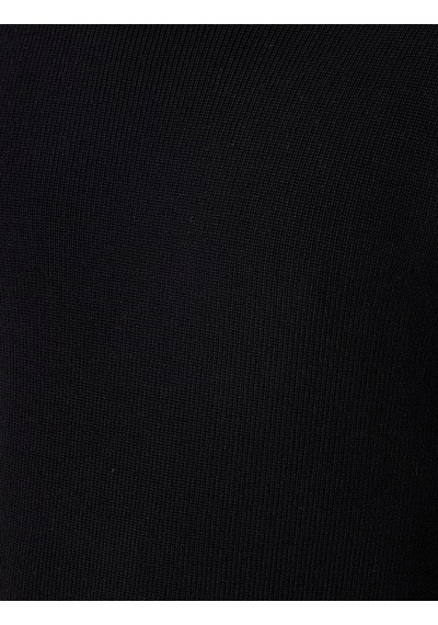 Koton Bisiklet Yaka Regular Fit Viskon Karışımlı Kısa Kollu Triko Tişört Siyah 5sam70011ht Siyah Koton Bisiklet Yaka Regular Fit Viskon Karışımlı Kısa Kollu Triko Tişört Siyah 5sam70011ht Siyah