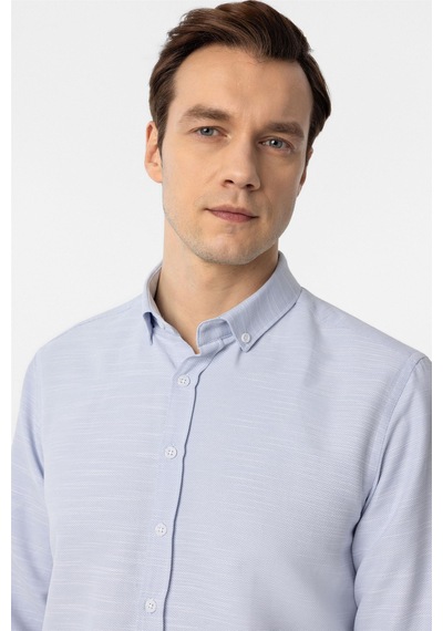 Süvari Buz Mavi Slim Fit Armürlü Düğmeli Yaka Gömlek