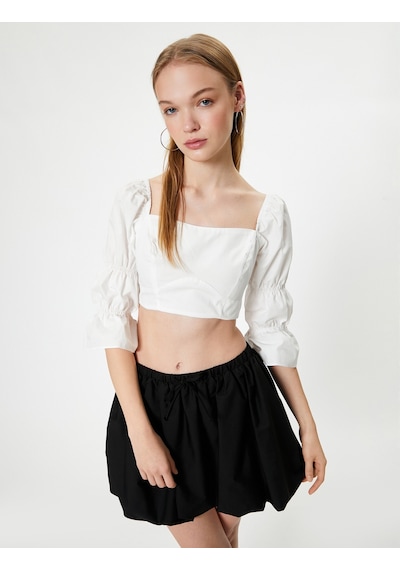 Koton Crop Fırfırlı Bluz Kalp Yaka Uzun Geniş Kollu Slim Fit Kırık Beyaz 4sal60029ıw