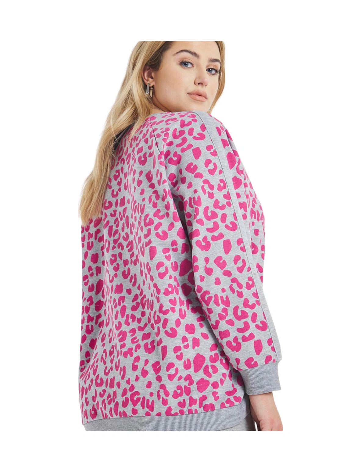 Mamayaga Kadın Bisiklet Yaka Fuşya Leopar Desenli Büyük Beden Curve Rahat Şık Spor Sweatshirt Pembe Mamayaga Kadın Bisiklet Yaka Fuşya Leopar Desenli Büyük Beden Curve Rahat Şık Spor Sweatshirt Pembe