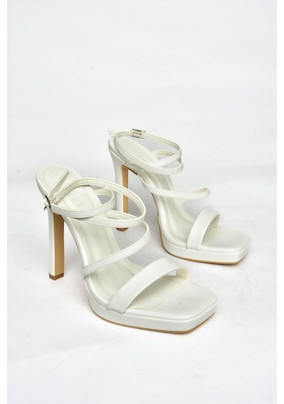 Fox Shoes S569615009 Beyaz Yüksek Topuklu Kadın Ayakkabı Beyaz