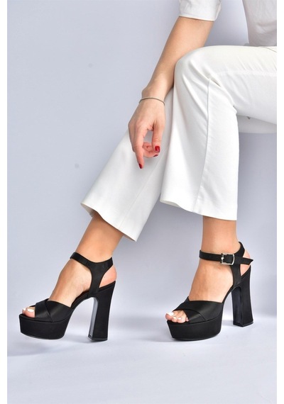 Fox Shoes Siyah/siyah Saten Kumaş Platform Topuklu Kadın Ayakkabı M348202404 Siyah - Siyah