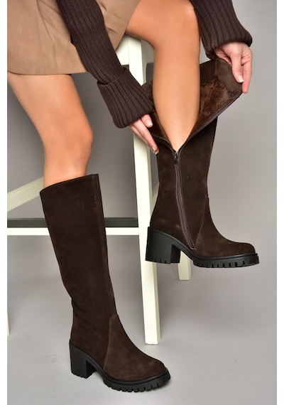 Fox Shoes R654047702 Kahverengi Hakiki Deri Süet Kalın Topuklu Kadın Çizme Kahverengi-süet Kahverengi Fox Shoes R654047702 Kahverengi Hakiki Deri Süet Kalın Topuklu Kadın Çizme Kahverengi-süet Kahverengi