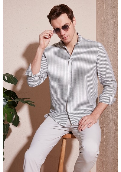 Buratti Pamuklu Çizgili Düğmeli Yaka Uzun Kollu Regular Fit Erkek Gömlek Cf23S112237 Haki-Beyaz Buratti Pamuklu Çizgili Düğmeli Yaka Uzun Kollu Regular Fit Erkek Gömlek Cf23S112237 Haki-Beyaz