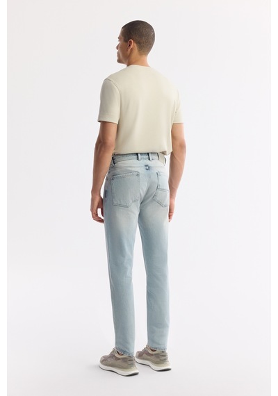 Avva Erkek Açık Mavi Klasik Bel Pamuklu Eskitme Yıkamalı Berlin Slim Fit Jean Pantolon A51y3525