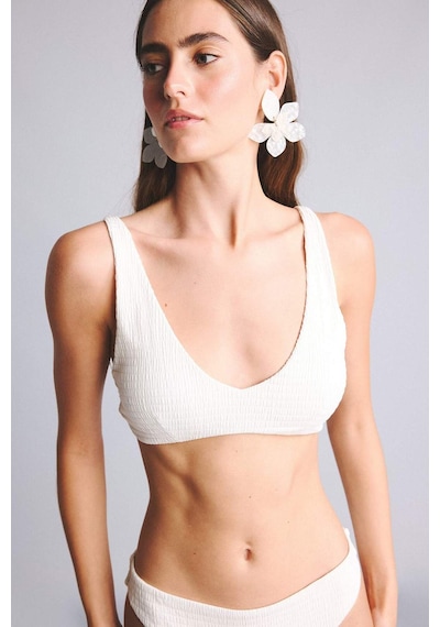 Defacto Regular Fıt Kırışık Dokulu Kumaş Kapalı Beyaz Bikini Üstü G3996ax26smwt16 Beyaz-wt16 Defacto Regular Fıt Kırışık Dokulu Kumaş Kapalı Beyaz Bikini Üstü G3996ax26smwt16 Beyaz-wt16